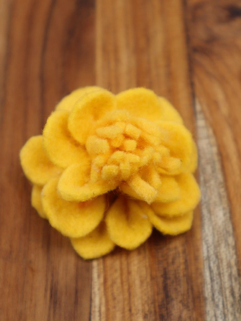 felt merigold flower