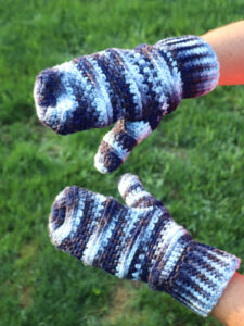 Cozy Crochet Mittens With Free Pattern - Hands That Bless
