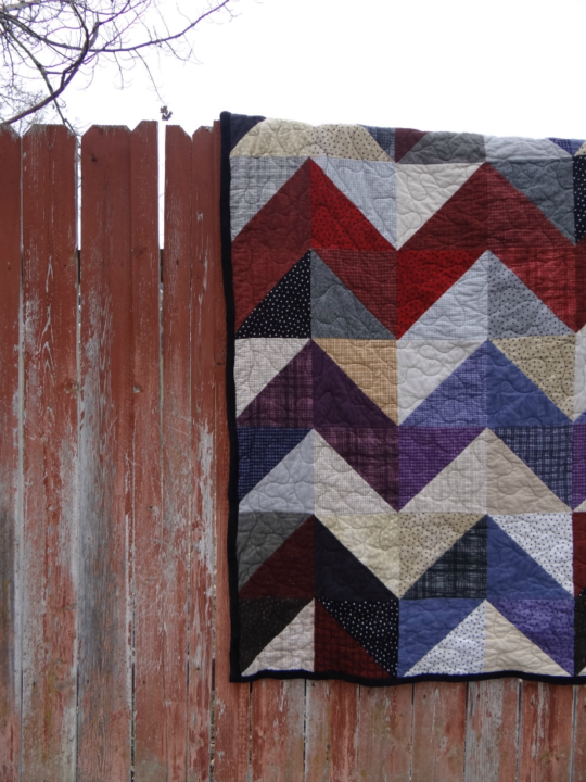 40+ Free Layer Cake Quilt Pattern Ideas to Make Easily - Hands That Bless
