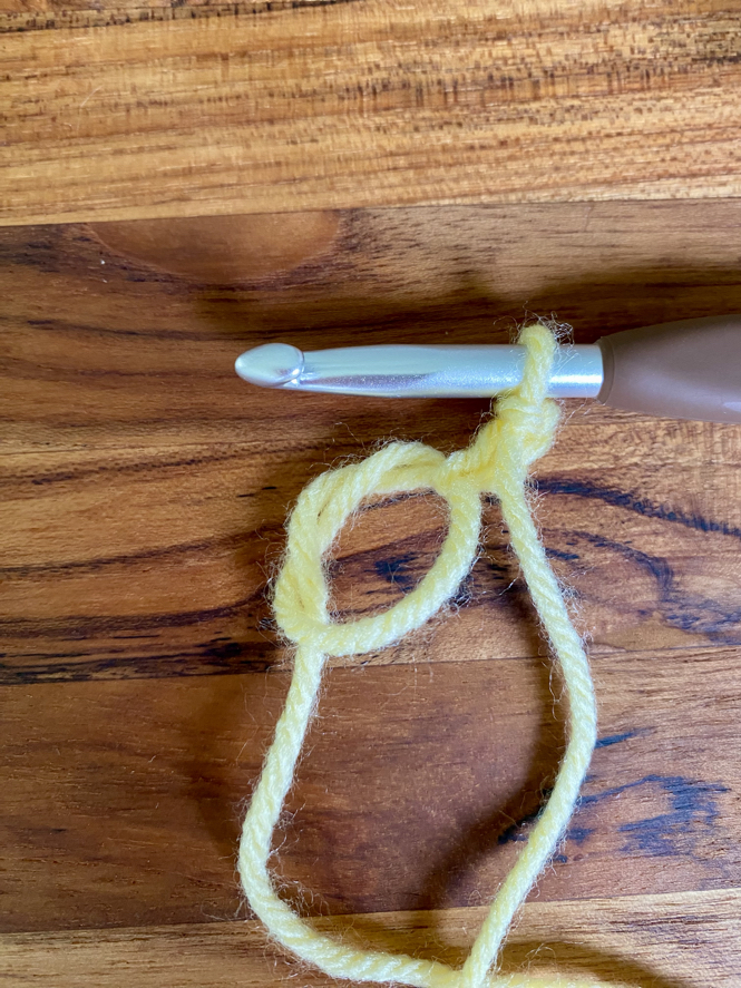 crochet flower square pattern step 1