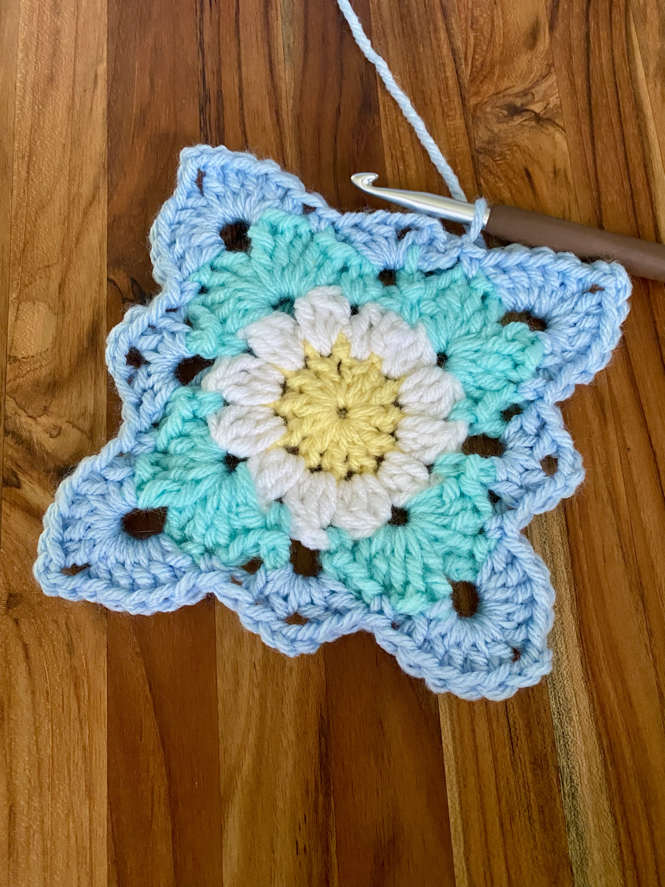 square crochet flower