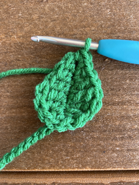 crochet leif step 5
