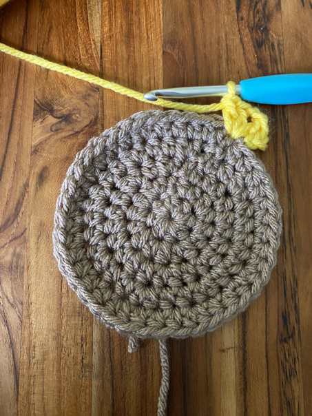 crochet sunflower garland step 8