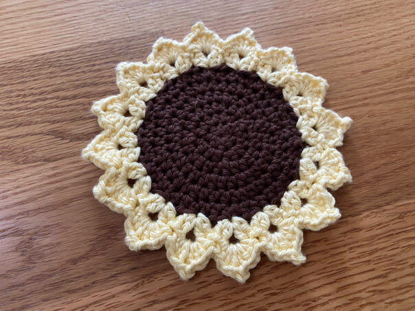 easy sunflower coaster crochet pattern