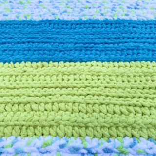 crochet blanket with chunky yarn