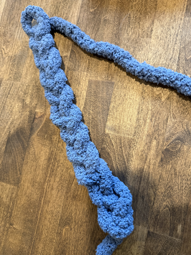 chunky knit pillow step 1