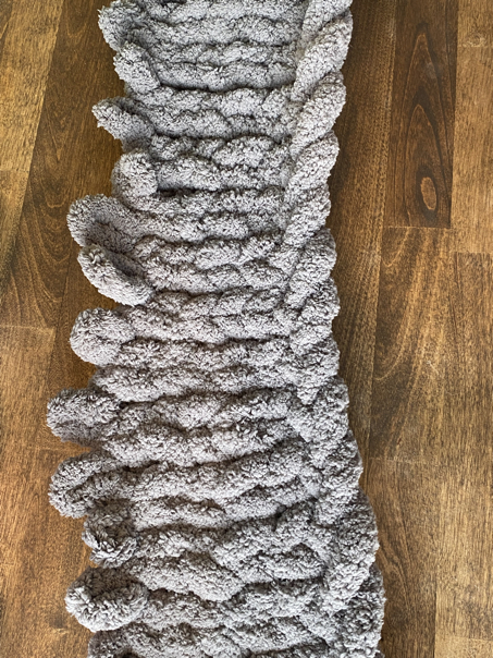 how to finger knit a blanket step 6