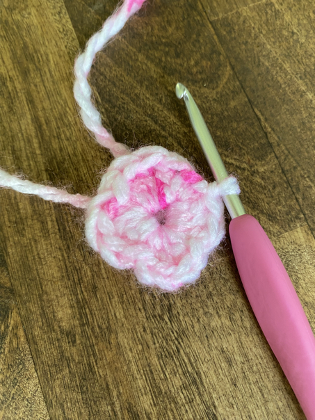 ear warmer flower step 2