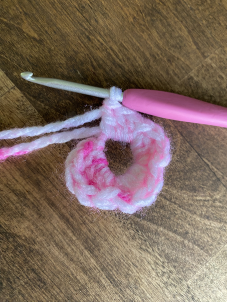 ear warmer flower step 2a