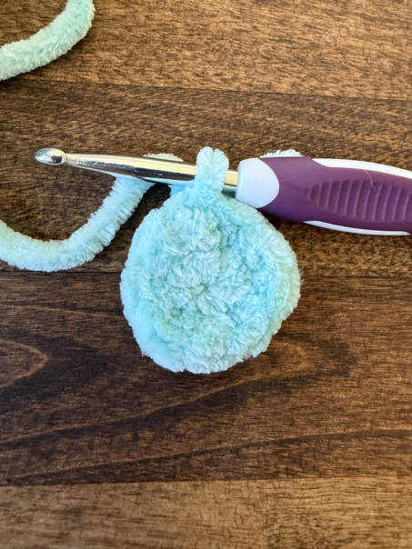 crochet teddy bear step 36
