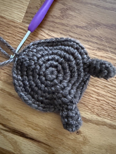 crochet mouse pattern step 10
