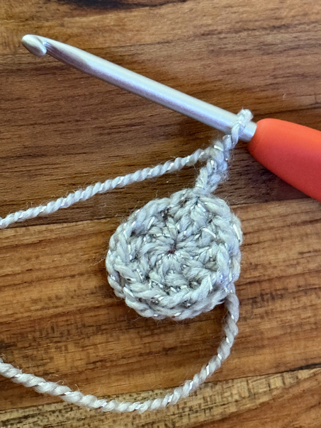 how to crochet a star step 3