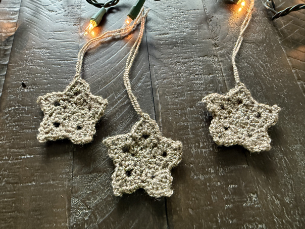 how to crochet christmas stars