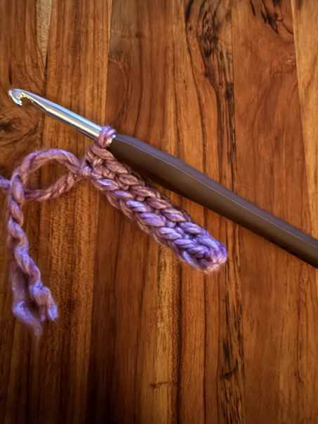 chunky beanie crochet pattern step 1