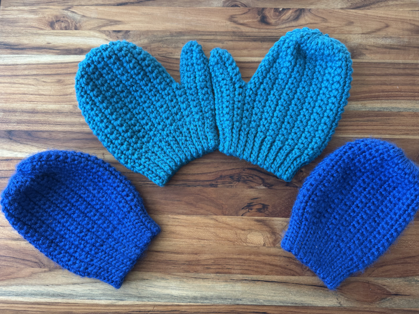 crochet baby mitten pattern