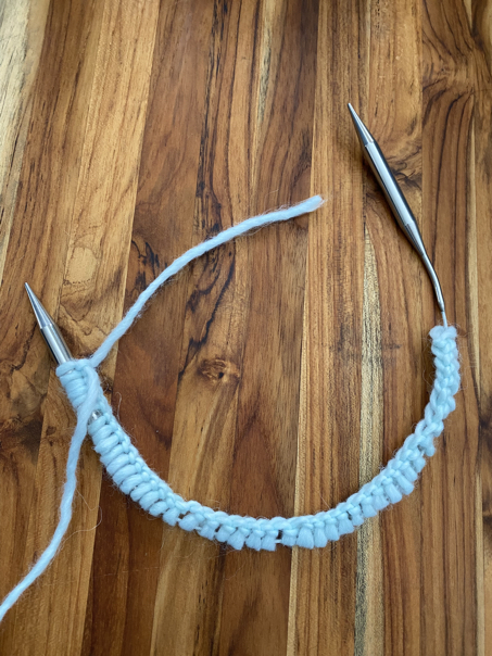 knit twist headband step 1