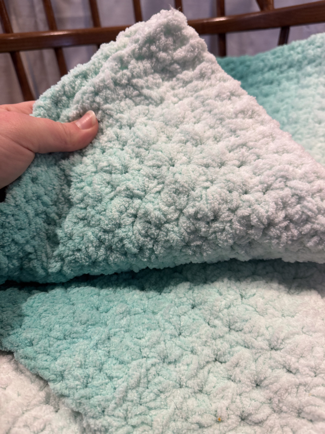 simple single and half double crochet blanket