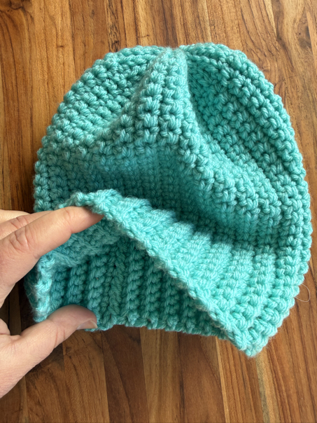 beginner crochet baby hat pattern