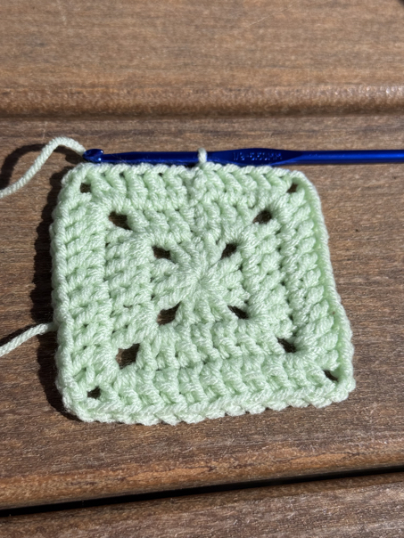 classic solid granny square step 5
