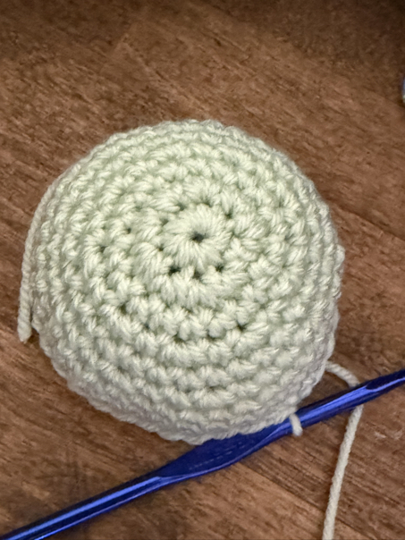 crochet frog head step 3