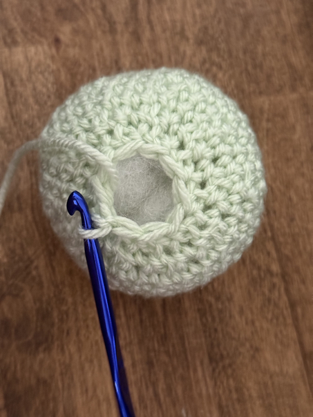 crochet frog head step 5