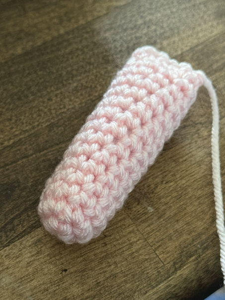 crochet pig arms step 4