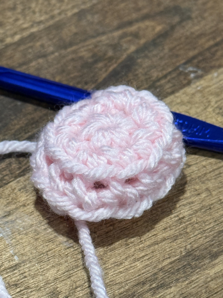 crochet pig head step 2