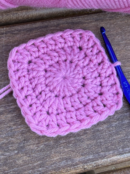 solid granny square step 5