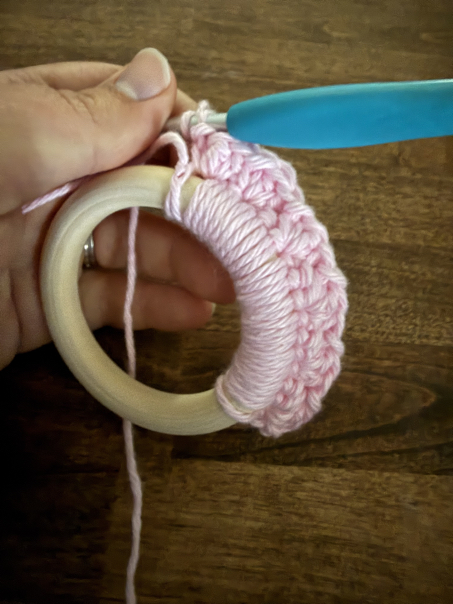 blanket stitch kitchen towel topper step 4