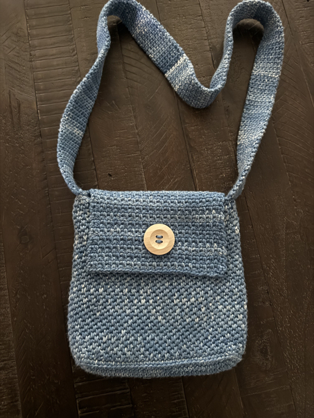 small crochet purse with long strap