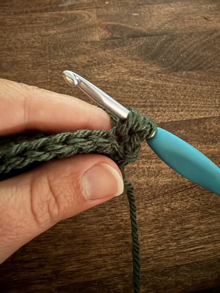 crochet ball christmas ornaments step 3a