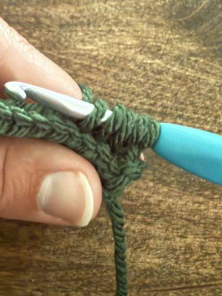 crochet ball christmas ornaments step 4