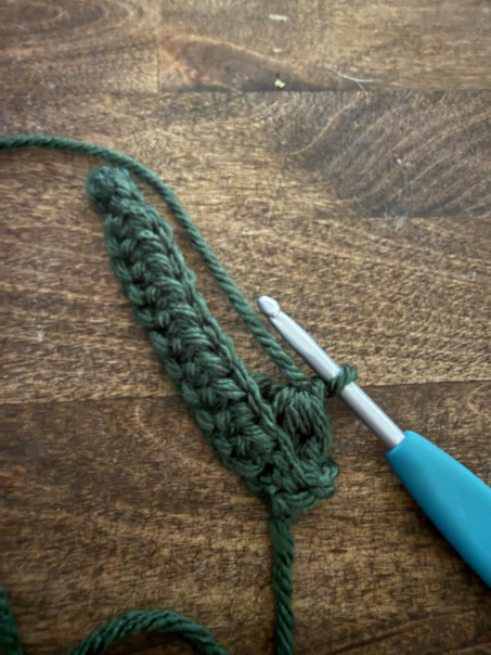 crochet ball christmas ornaments step 5