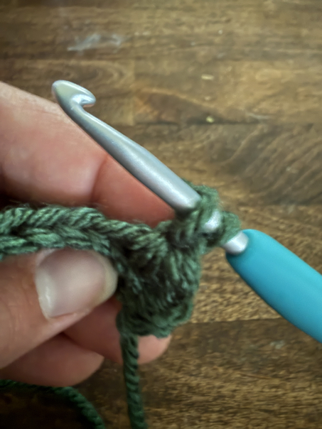crochet ball christmas ornaments step 6
