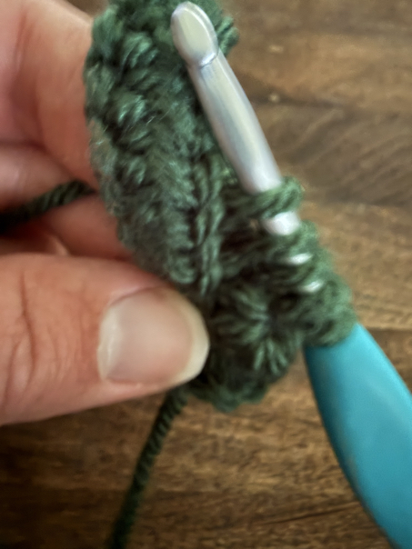 crochet ball christmas ornaments step 7